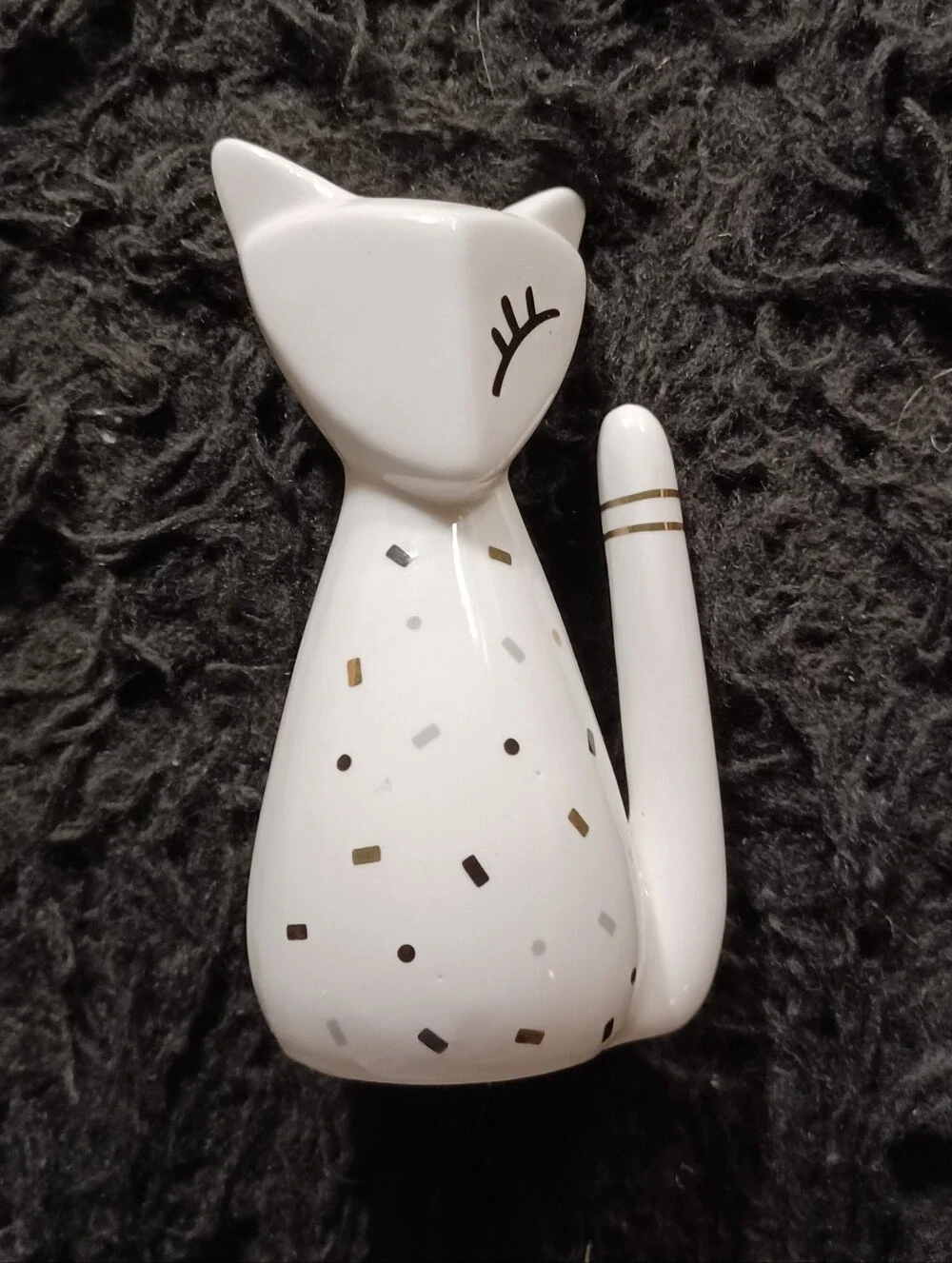 White Ceramic Cat Ring Holder with Confetti Dots and Gold Striped Tail
